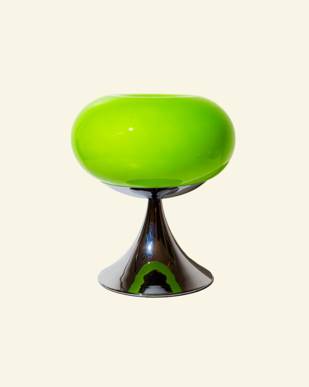 MELA round table lamp with apple-shaped glass and metal design, Bauhaus-inspired lighting by Vibehaus.