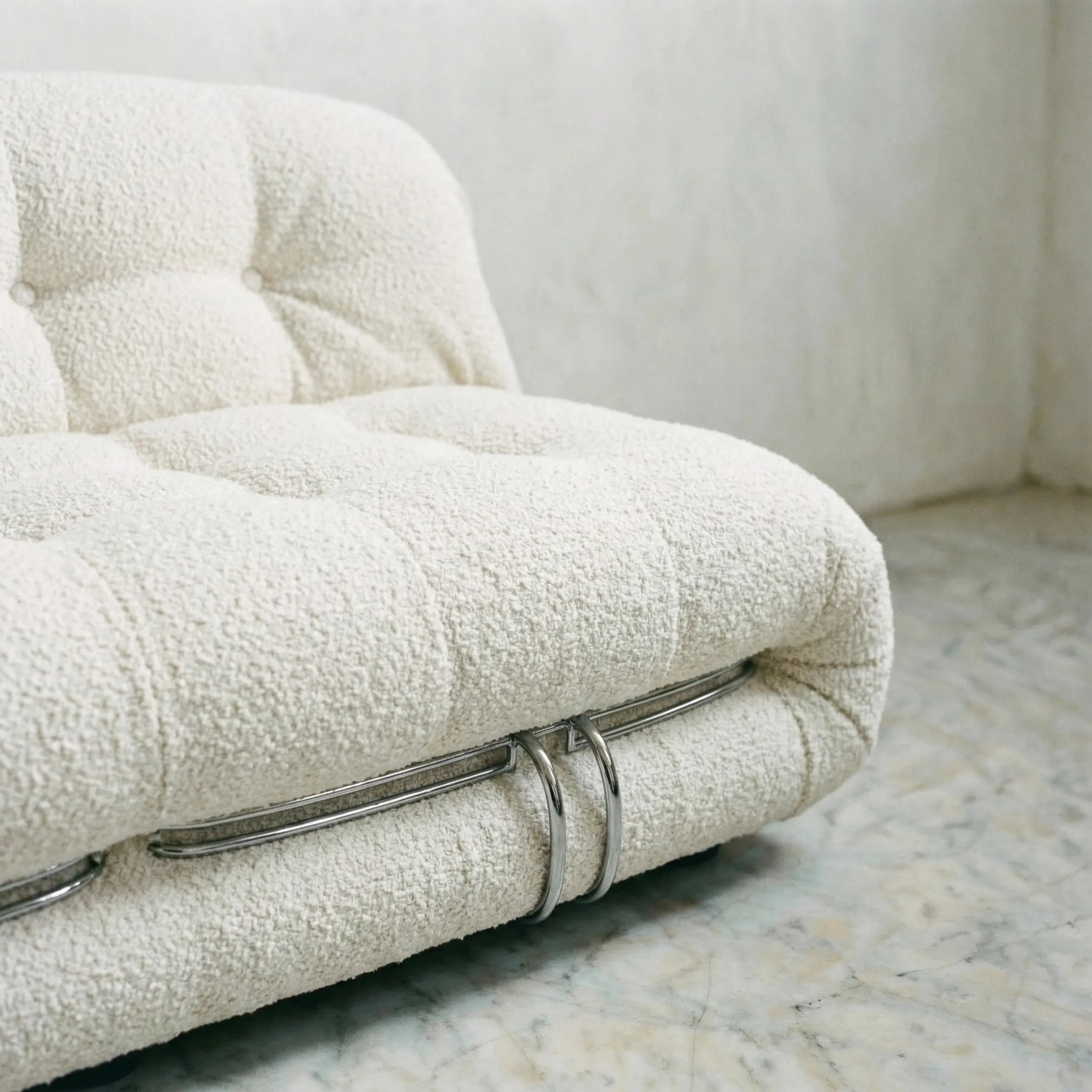 soriana sofa 3-seater dupe in white bouclé close-up of textured upholstery
