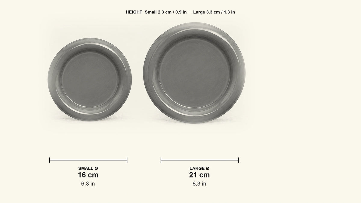 
Pencil dimension sketch of Chunky Ceramic Plate with measurements in centimetres och inches