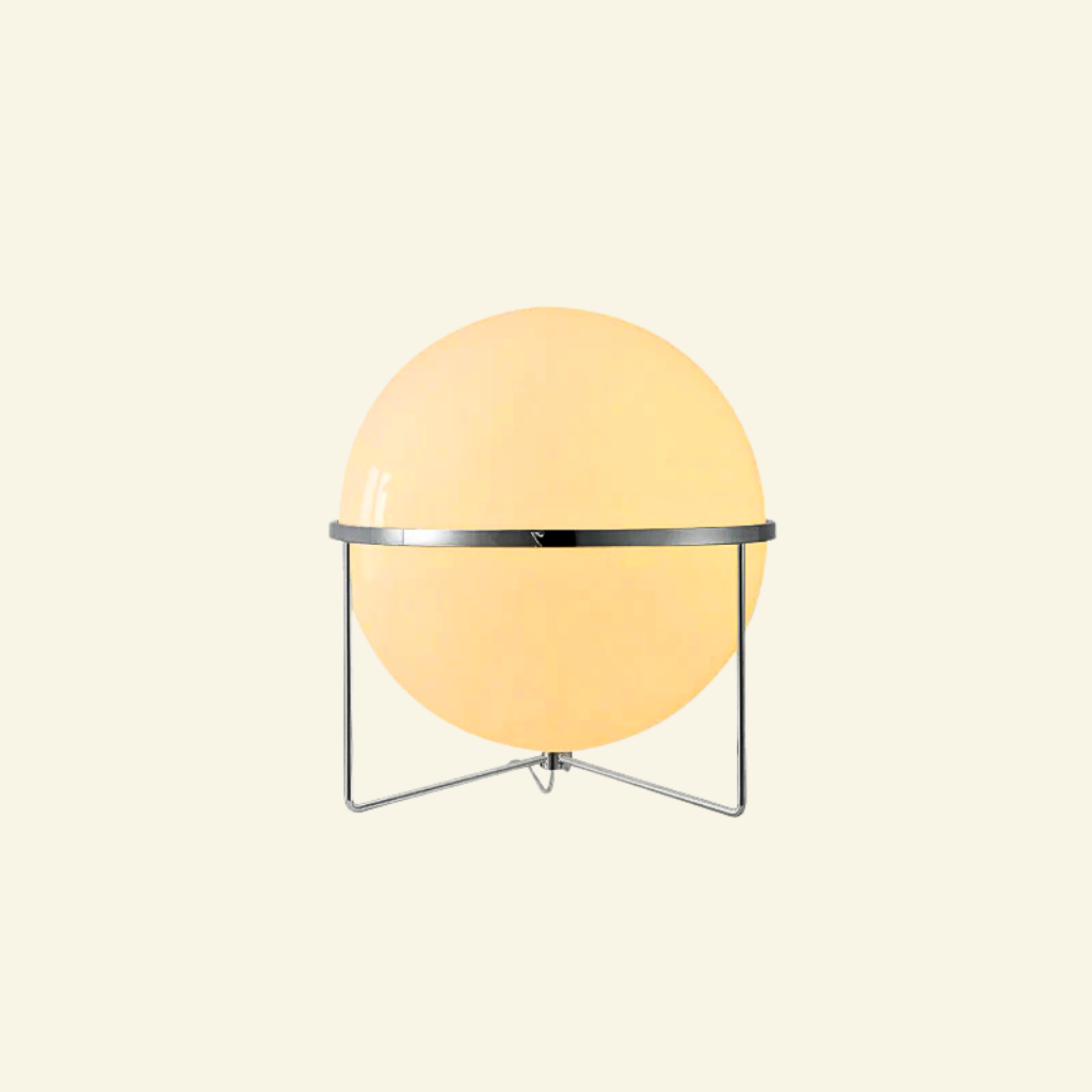 Globe table lamp inspired by Garrault – minimalist Nordic design in iron and acrylic with E27 bulb included.